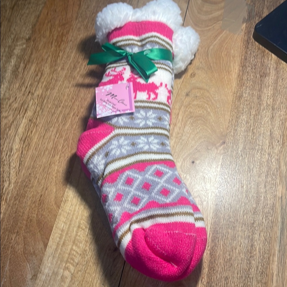 Mari Clare, Pink and White Knit Socks with Reindeer Pattern